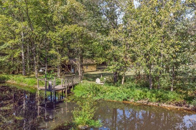 365 CROOKED CREEK DR, Oakland, TN 38060