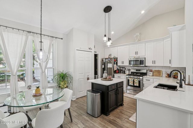 845 BUCKEYE Lane W, Jacksonville, FL 32259