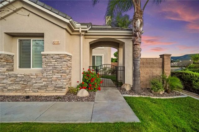 42490 Azure Sky Court, Murrieta, CA 92562
