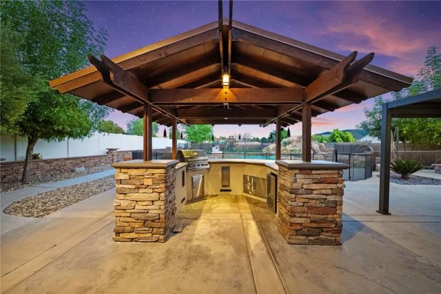42490 Azure Sky Court, Murrieta, CA 92562