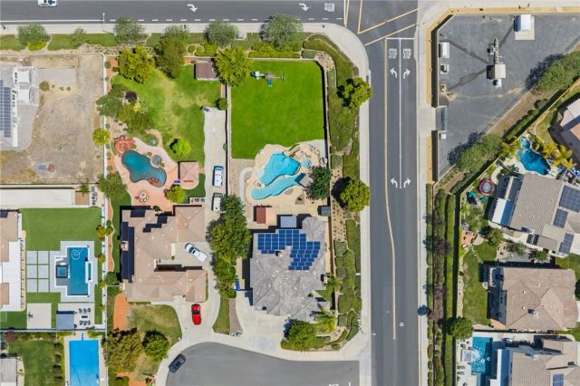 42490 Azure Sky Court, Murrieta, CA 92562