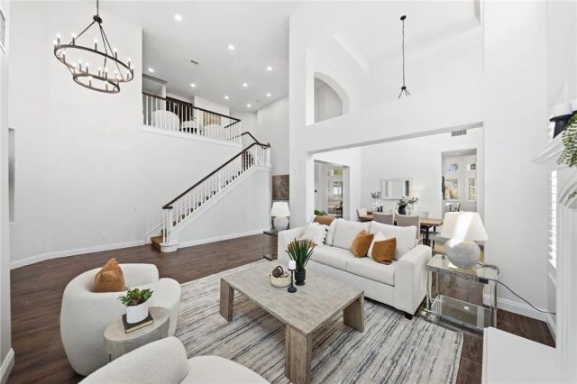42490 Azure Sky Court, Murrieta, CA 92562