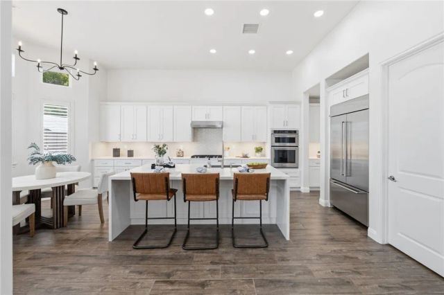 42490 Azure Sky Court, Murrieta, CA 92562