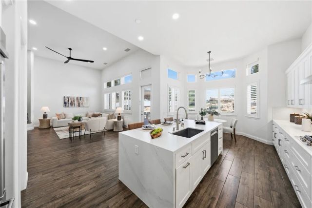 42490 Azure Sky Court, Murrieta, CA 92562