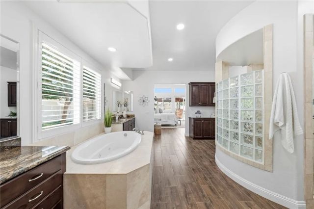 42490 Azure Sky Court, Murrieta, CA 92562