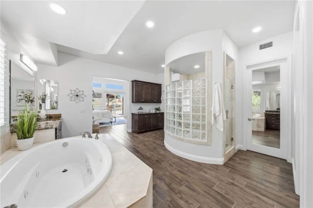 42490 Azure Sky Court, Murrieta, CA 92562