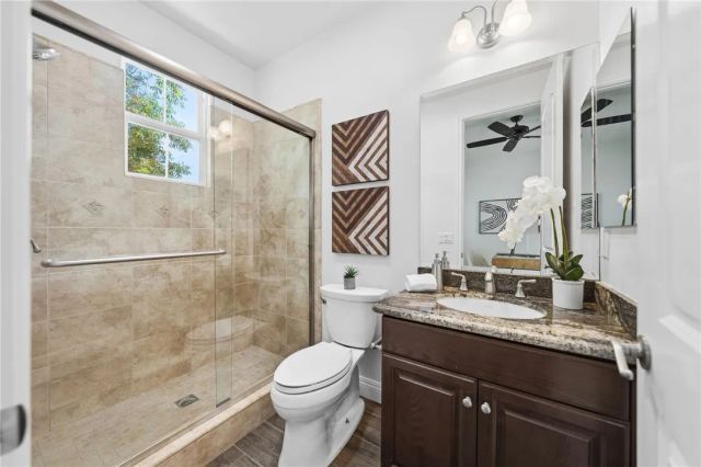 42490 Azure Sky Court, Murrieta, CA 92562