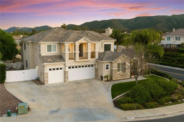 42490 Azure Sky Court, Murrieta, CA 92562