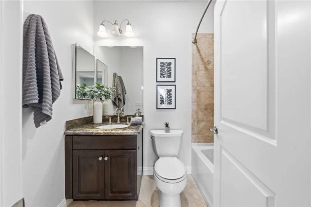 42490 Azure Sky Court, Murrieta, CA 92562