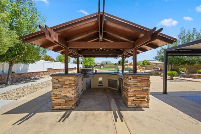 42490 Azure Sky Court, Murrieta, CA 92562