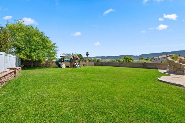 42490 Azure Sky Court, Murrieta, CA 92562