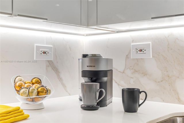 1500 Bay Rd 1558S, Miami Beach, FL 33139