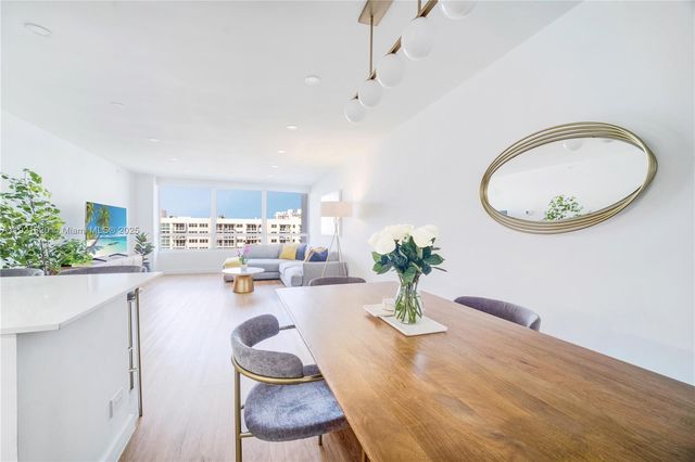 1500 Bay Rd 1558S, Miami Beach, FL 33139