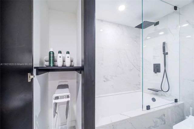 1500 Bay Rd 1558S, Miami Beach, FL 33139