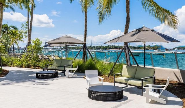 1500 Bay Rd 1558S, Miami Beach, FL 33139