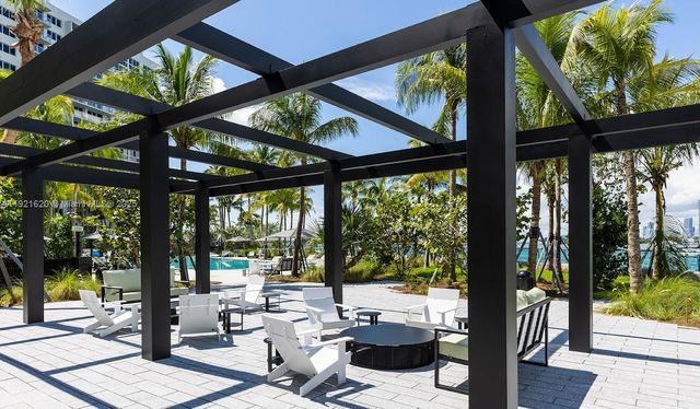 1500 Bay Rd 1558S, Miami Beach, FL 33139