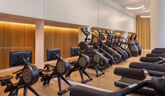 1500 Bay Rd 1558S, Miami Beach, FL 33139