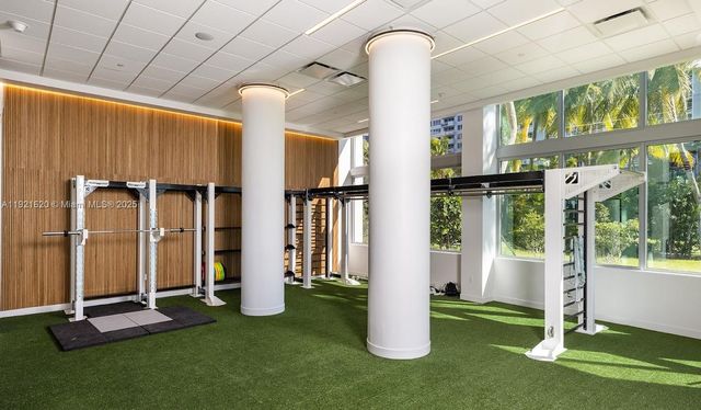 1500 Bay Rd 1558S, Miami Beach, FL 33139