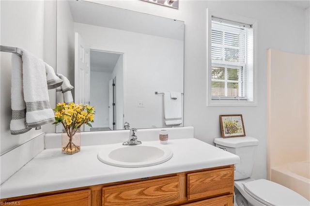 6910 Oak Bend Trail, Greensboro, NC 27410
