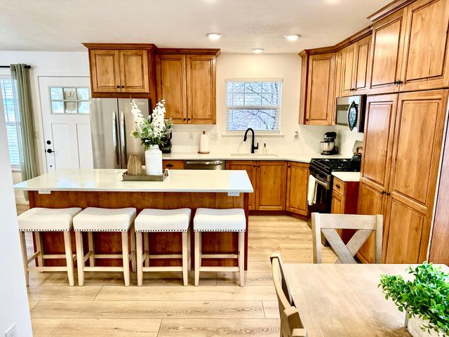 7818 N WINDHOVER RD, Eagle Mountain, UT 84005
