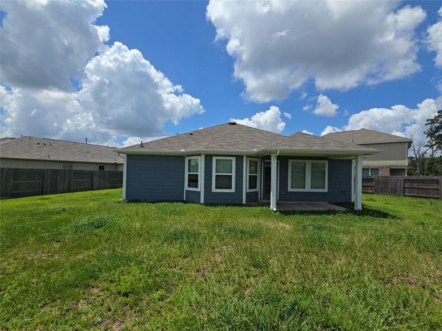22476 Mountain Pine Drive, New Caney, TX 77357