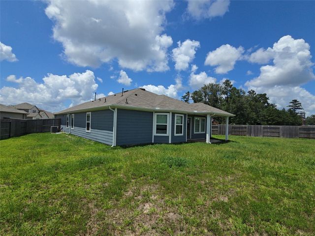 22476 Mountain Pine Drive, New Caney, TX 77357
