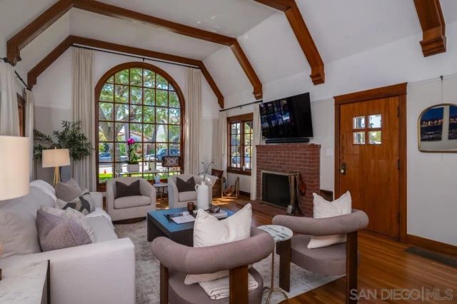 4663 Biona Drive, San Diego, CA 92116