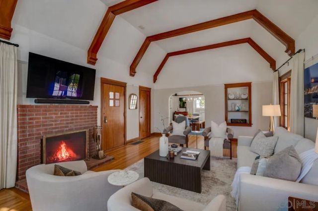 4663 Biona Drive, San Diego, CA 92116