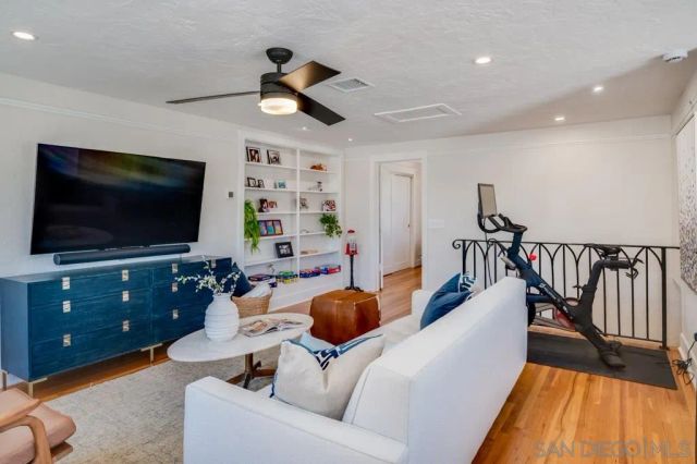 4663 Biona Drive, San Diego, CA 92116