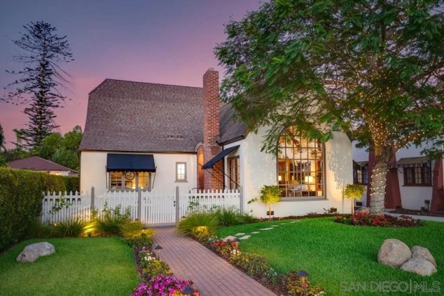 4663 Biona Drive, San Diego, CA 92116