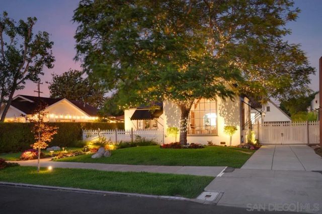 4663 Biona Drive, San Diego, CA 92116