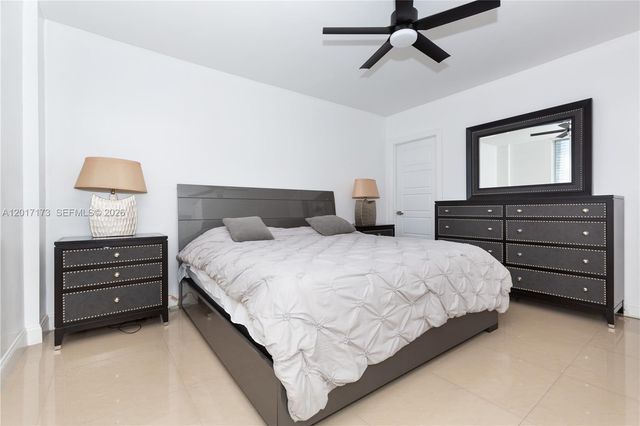 19370 Collins Ave 621, Sunny Isles Beach, FL 33160