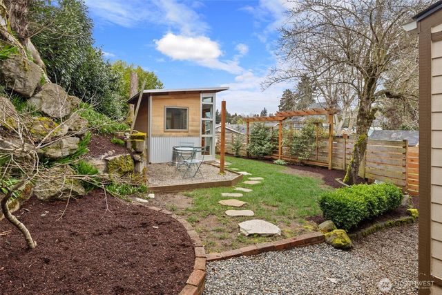 3912 S Findlay Street, Seattle, WA 98118