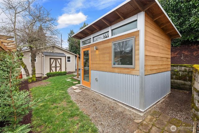 3912 S Findlay Street, Seattle, WA 98118
