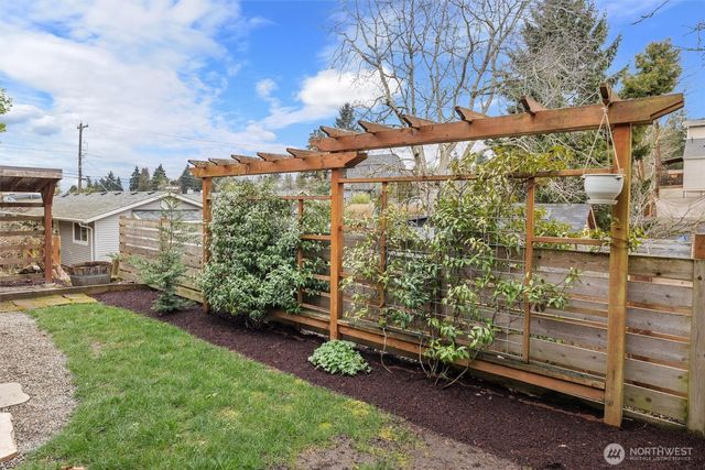 3912 S Findlay Street, Seattle, WA 98118