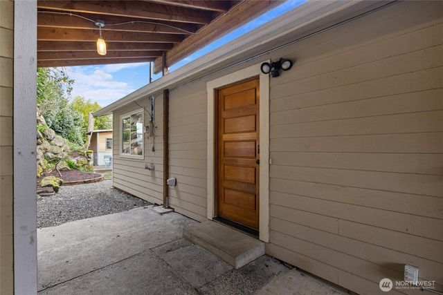 3912 S Findlay Street, Seattle, WA 98118
