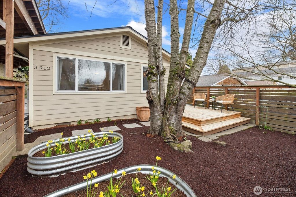 3912 S Findlay Street, Seattle, WA 98118