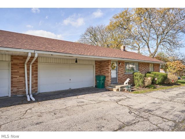 2830-2832 Morewood Road, Fairlawn, OH 44333