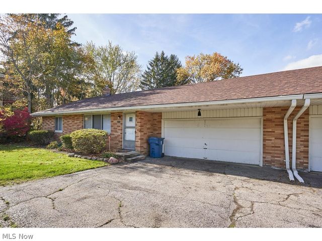 2830-2832 Morewood Road, Fairlawn, OH 44333