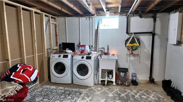 2830-2832 Morewood Road, Fairlawn, OH 44333