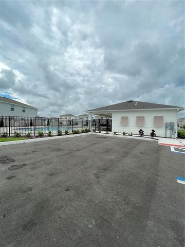 37472 SHARKS EYE LN, Zephyrhills, FL 33541