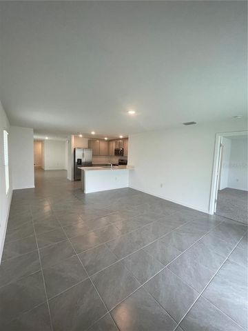 37472 SHARKS EYE LN, Zephyrhills, FL 33541