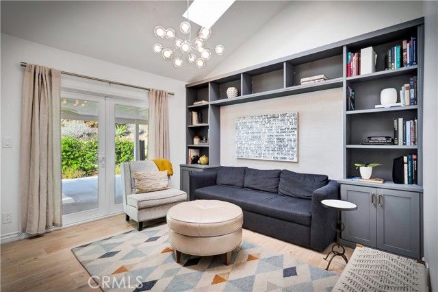 19631 Rosita Street, Tarzana (los Angeles), CA 91356