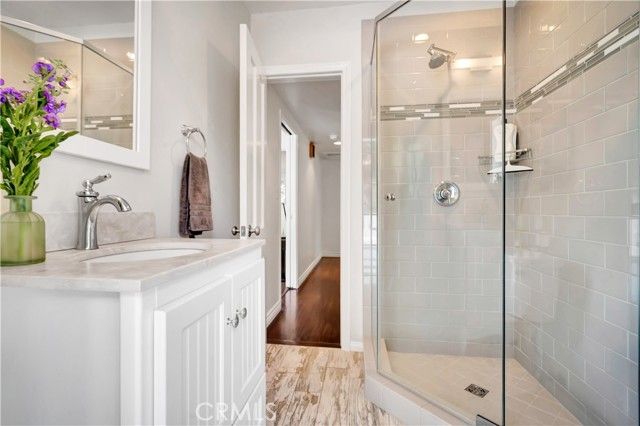 19631 Rosita Street, Tarzana (los Angeles), CA 91356