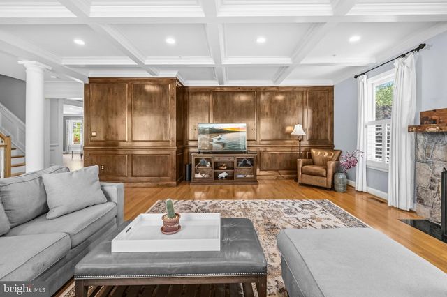 9421 HOLLAND AVE, Bethesda, MD 20814