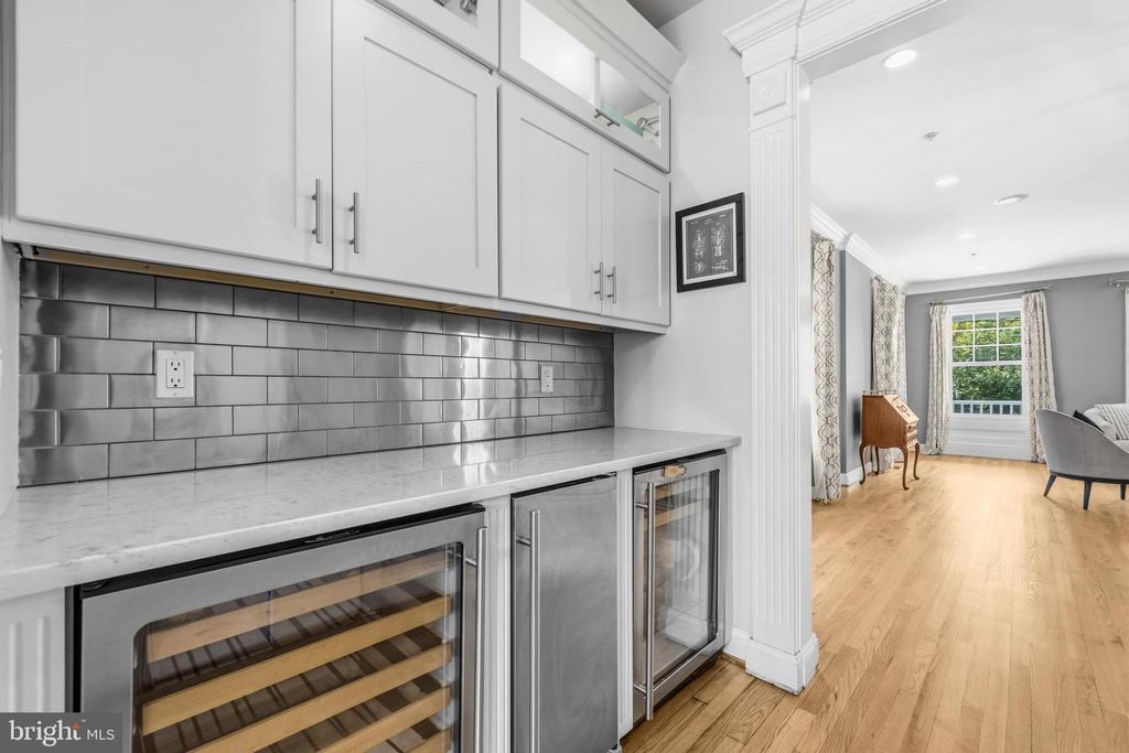 Image 12 of property listing at 9421 HOLLAND AVE, Bethesda, MD 20814