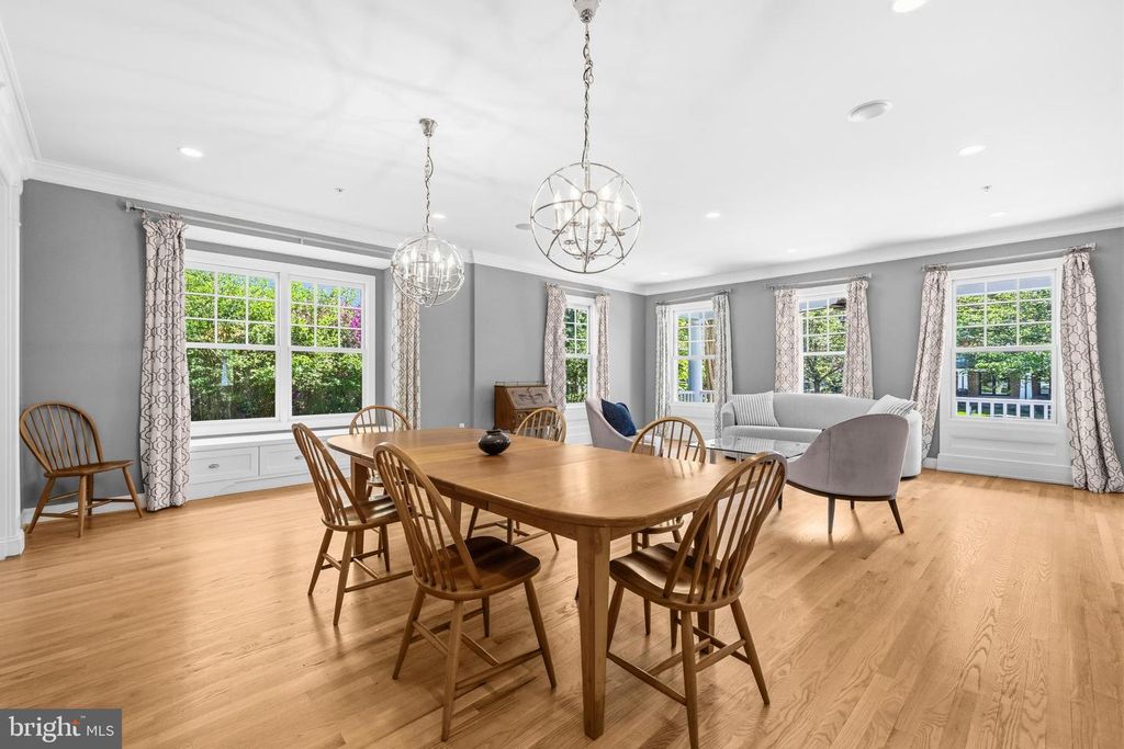 Image 13 of property listing at 9421 HOLLAND AVE, Bethesda, MD 20814