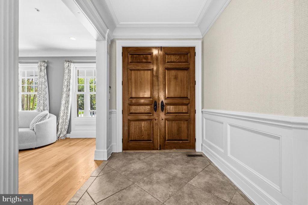 Image 22 of property listing at 9421 HOLLAND AVE, Bethesda, MD 20814