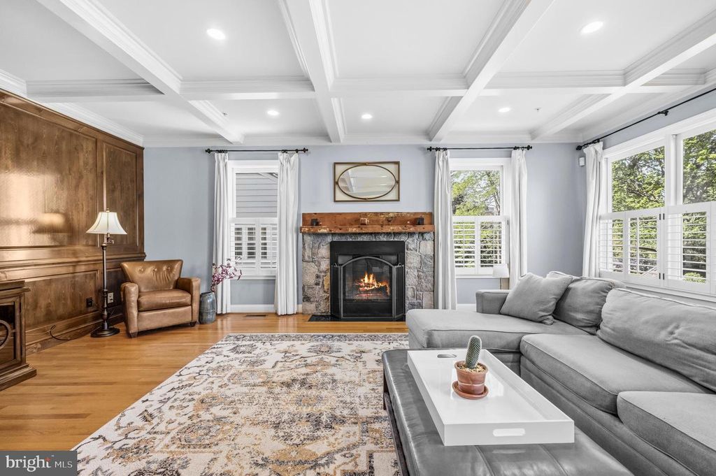 Image 3 of property listing at 9421 HOLLAND AVE, Bethesda, MD 20814