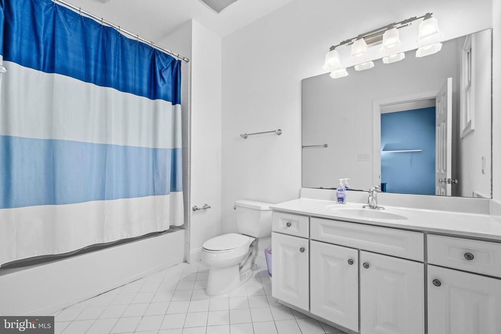 Image 31 of property listing at 9421 HOLLAND AVE, Bethesda, MD 20814